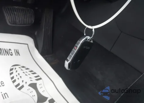 2024 Kia K5 Gt из США, поврежденный, VIN 5XXG44J81RG261244